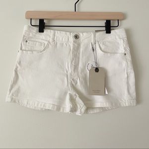 Zara White Cuffed Hem Mid Ride Shorts